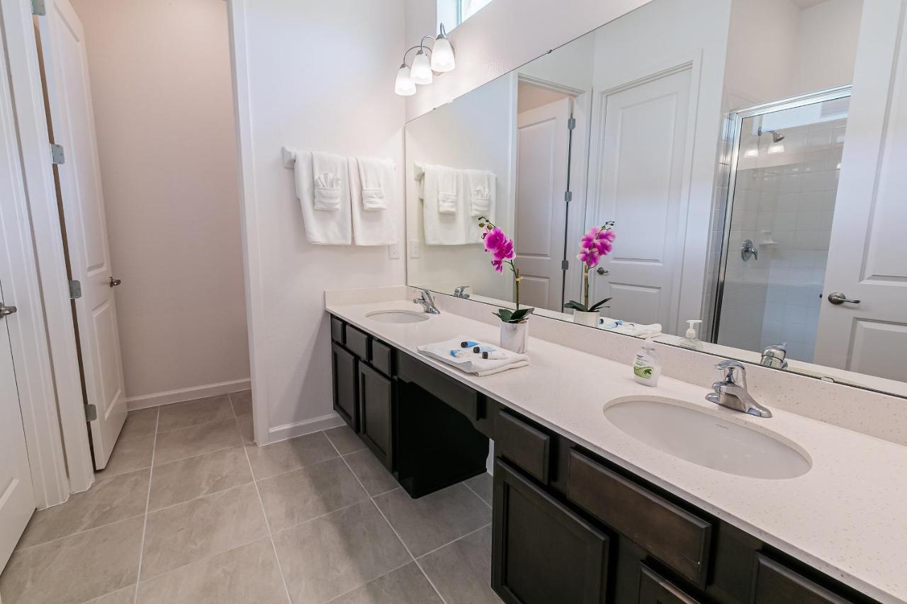 Luxury 12 Bedrooms Pool House 10 Min To Disney4630 Kissimmee Exterior foto